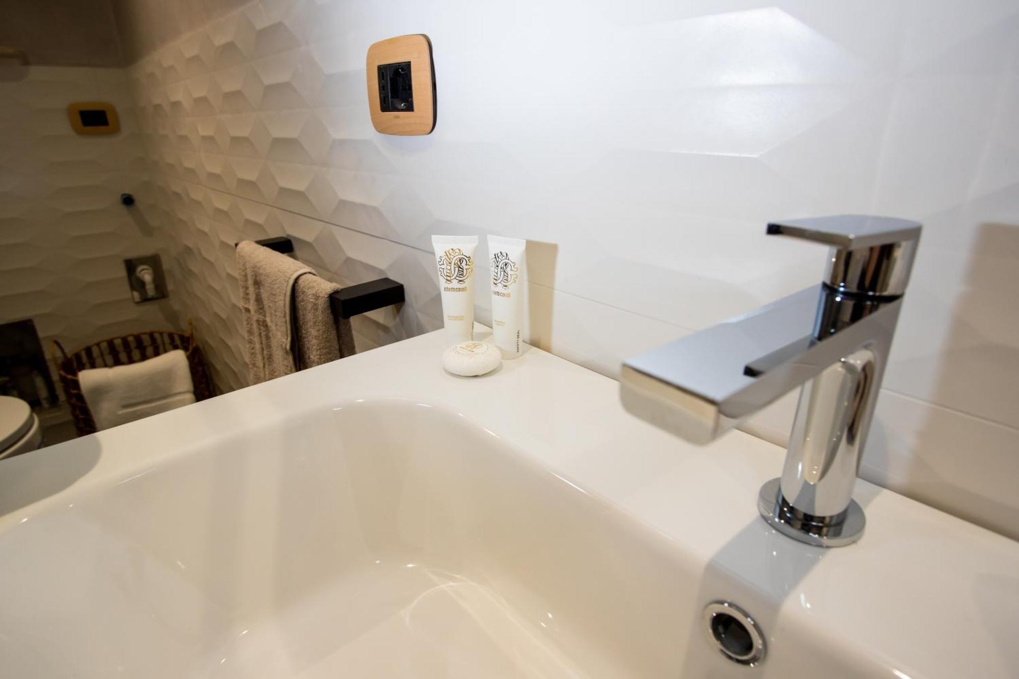 Fornaci 48 Guest House โรม ภายนอก รูปภาพ